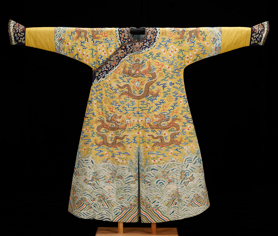 Manchu-emperor's-ceremonial-12-symbol-jifu-court-robe_950_w