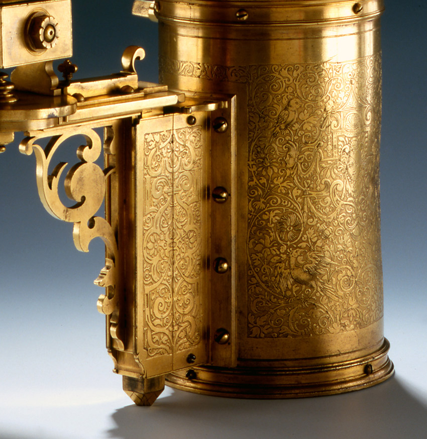 Odometer,-1584_MAKING-MARVELS_-The-Metropolitan-Museum-of-Art,-New-York_detail_2_850-W