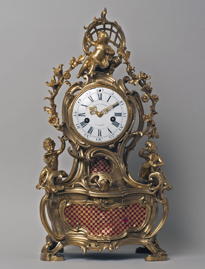 29_Reloj de chimenea musical francés,  Luis XV por Gille L’Ainé y el broncista Jean-Joseph de Saint Germain. Circa 1750, Medidas 68x38x23 cm. Nº Inv. RA 641
