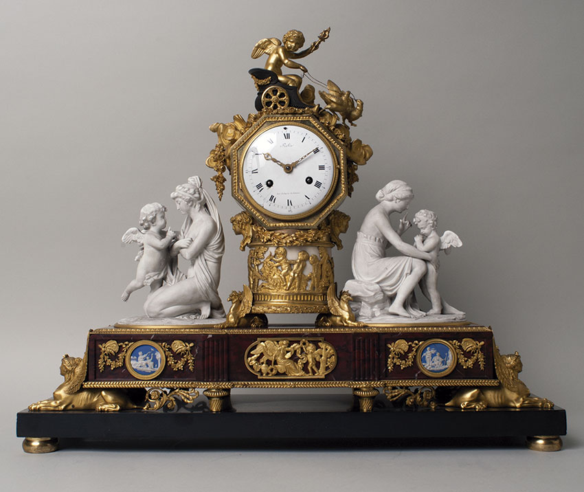 31_Reloj francés Luis XVI, por Robin. Circa 1795 Medidas 56 x 66 x 16,5 cm. Nº Inv. R.A. 516