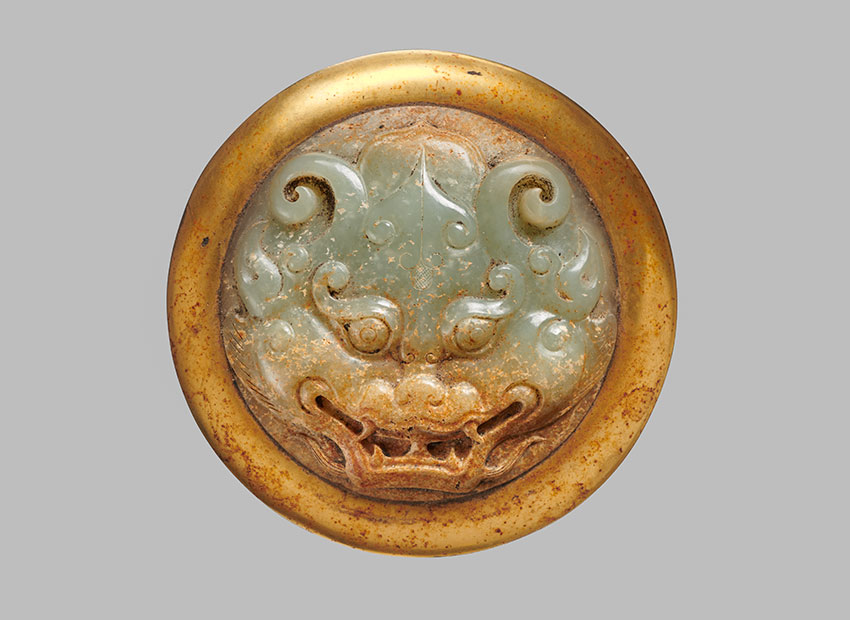 42_Box_-jade-and-gilt-bronze_Han-dynasty_-4-×-8.7-cm_page11_850_W