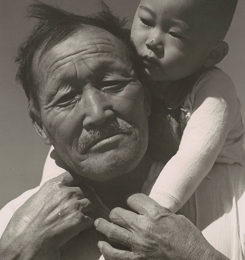 Dorothea Lange_Grandfather and Grandson of Japanese Ancestry at a War Relocation Authority Center, Manzanar California, July 1942_detail5558-059
