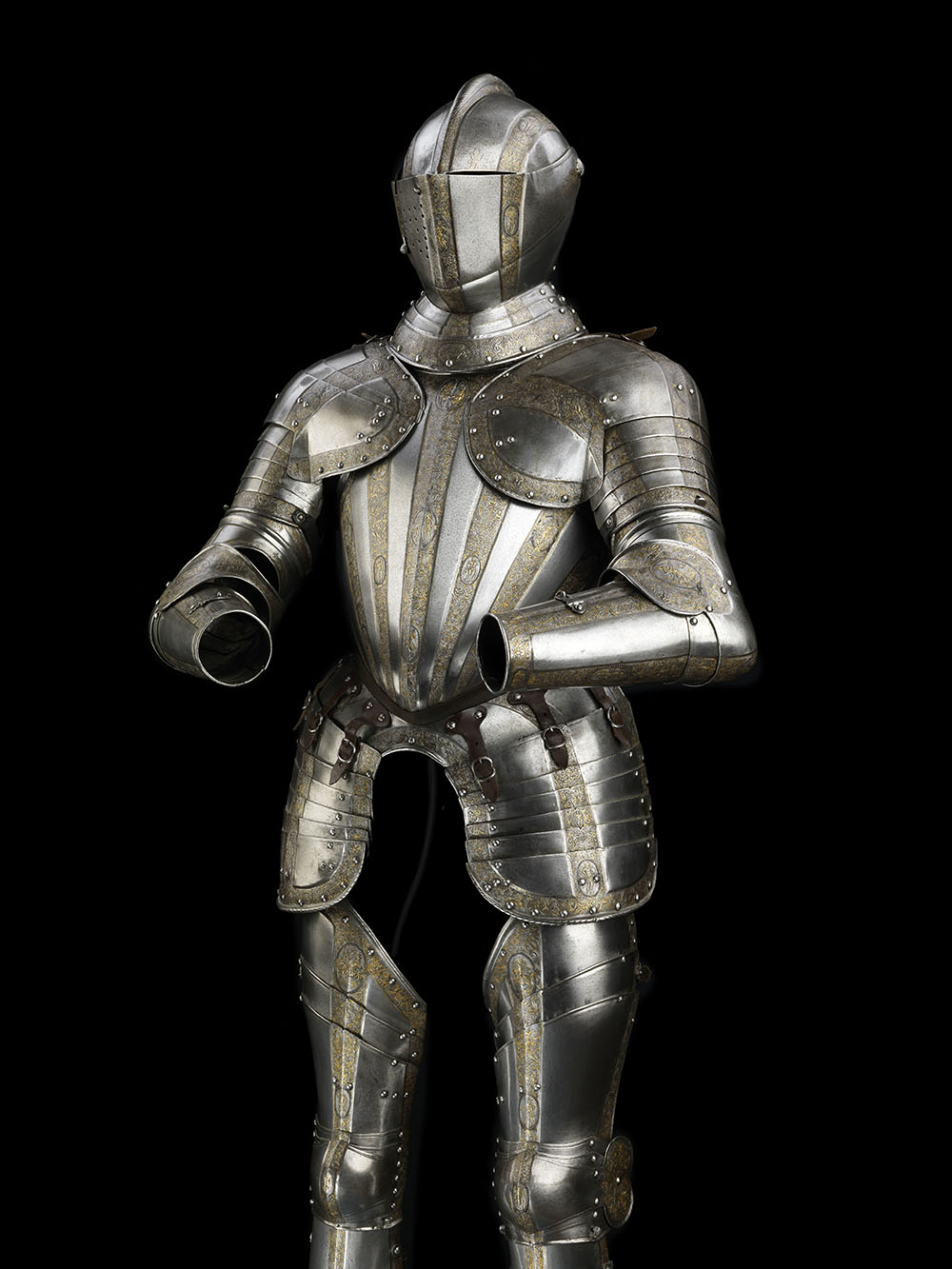Medallion armor garniture_1000